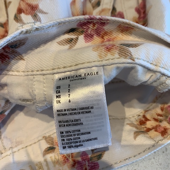 Floral American Eagle Summer Shorts - Picture 5 of 5